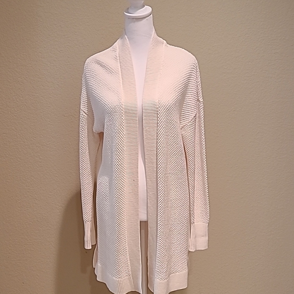 LOFT WINTER WHITE OPEN CARDIGAN SIZE M